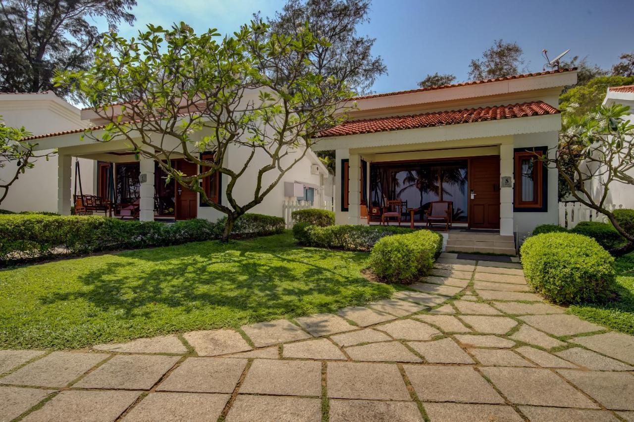 Radisson Blu Resort Temple Bay Mamallapuram Bagian luar foto Villa