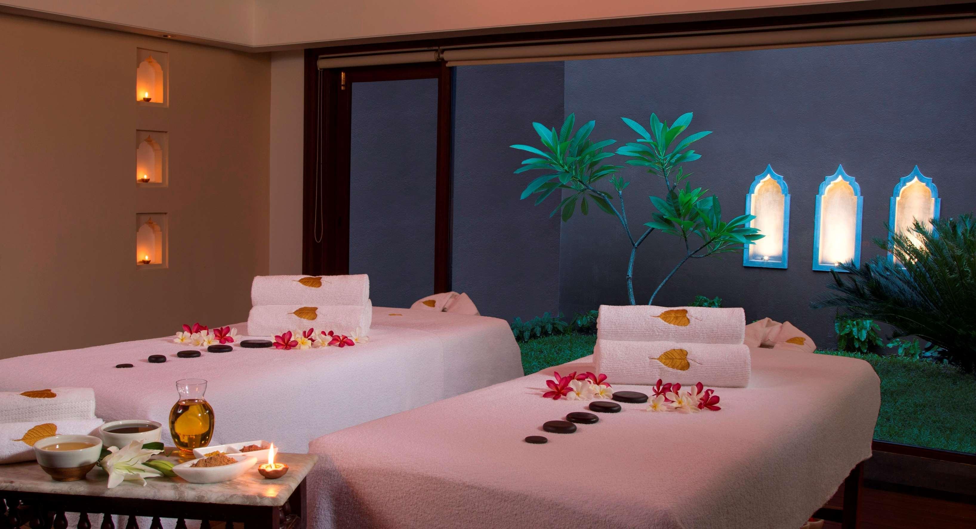Radisson Blu Resort Temple Bay Mamallapuram Bagian luar foto Spa at The Oberoi, Mumbai