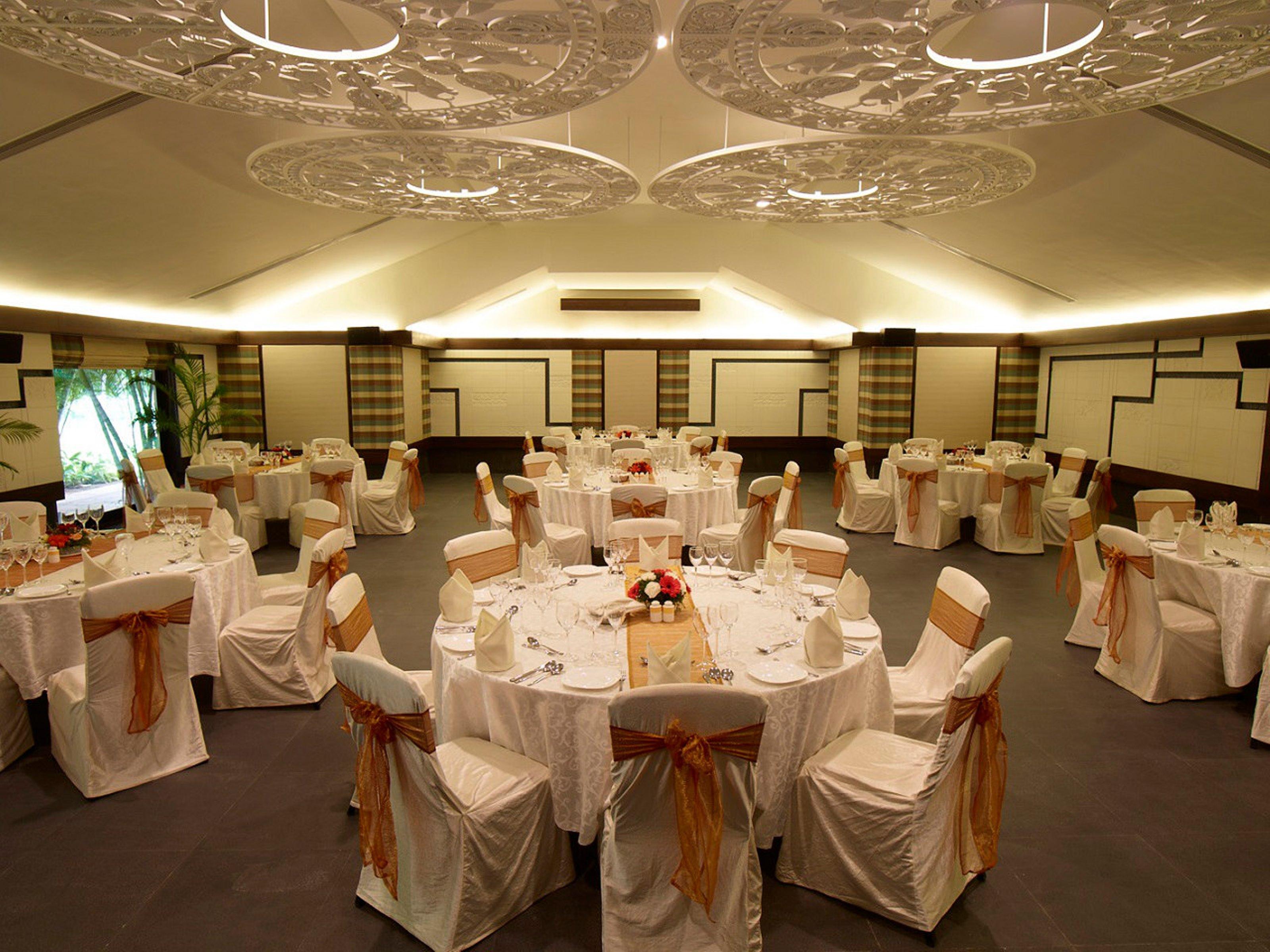 Radisson Blu Resort Temple Bay Mamallapuram Bagian luar foto The ballroom