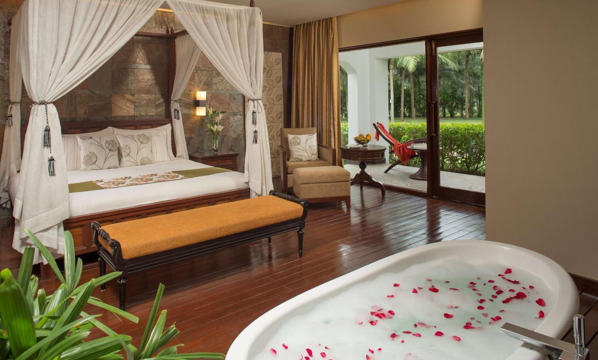 Radisson Blu Resort Temple Bay Mamallapuram Bagian luar foto